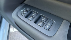 Volvo XC60 2.0 B5P Plus Dark 5dr AWD Geartronic Petrol Estate